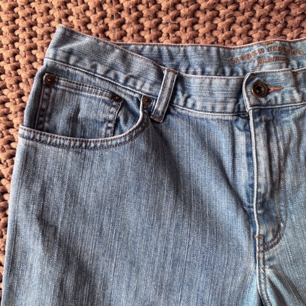 Lauren Ralph Lauren Denim Bermuda Shorts Size 12 Light Wash Raw Hem Style Jorts - Picture 12 of 14